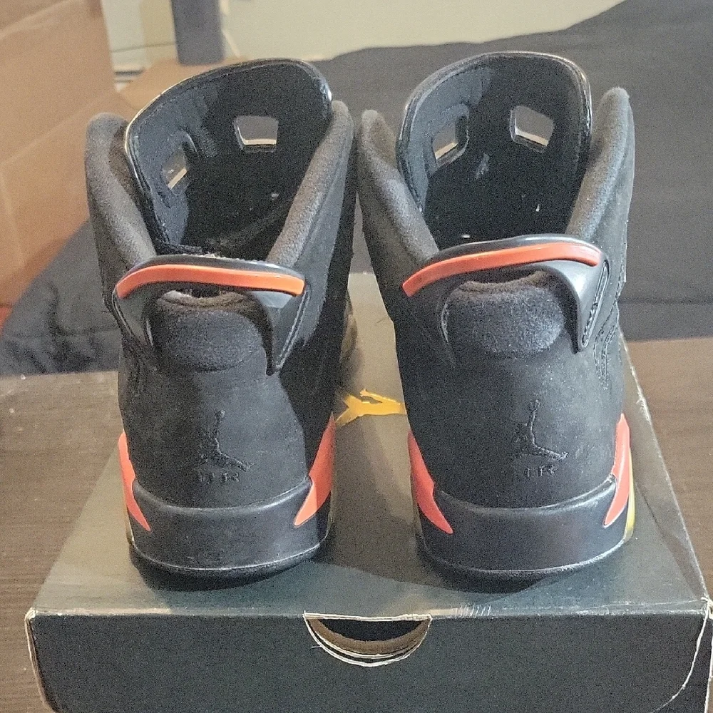 Air Jordan 6 Retro (GS) 